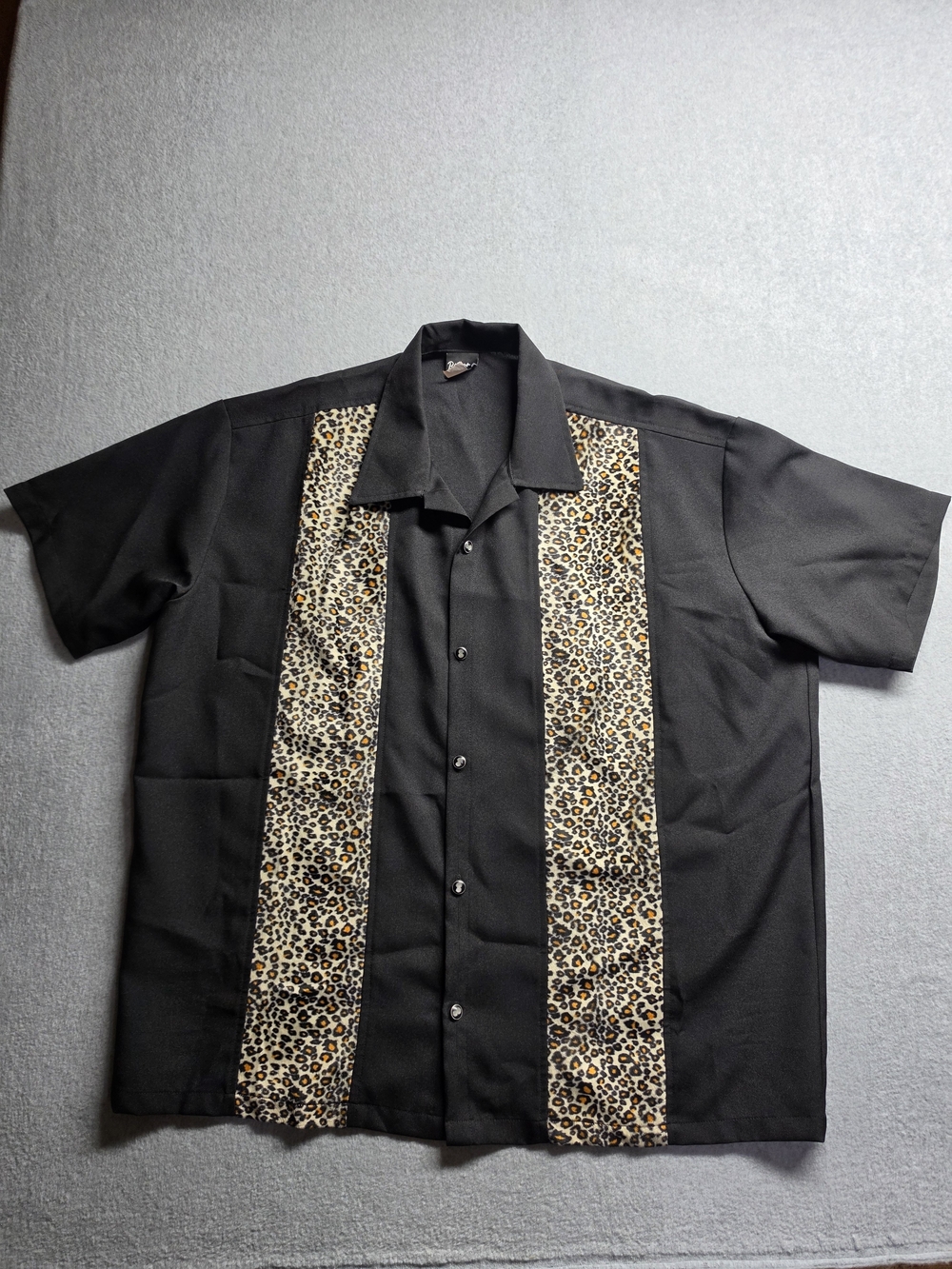 BE RETRO CLOTHING Men's Bowling Shirt Fuzzy Leopard Panel Size 3XL Dice Buttons